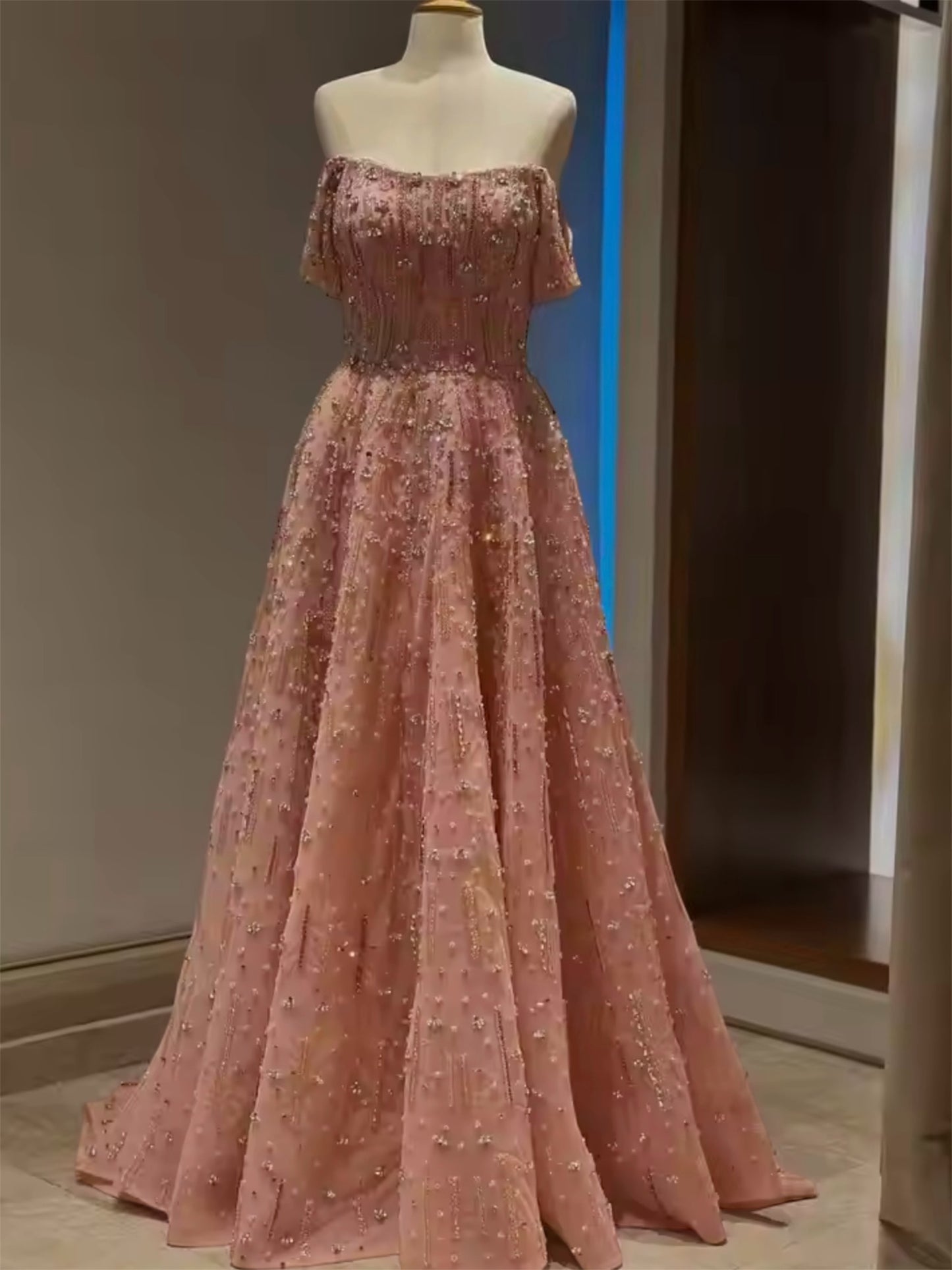 Dalia gown