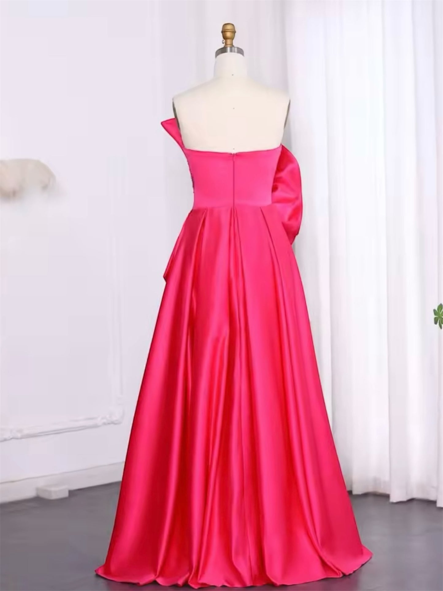 Catalina gown