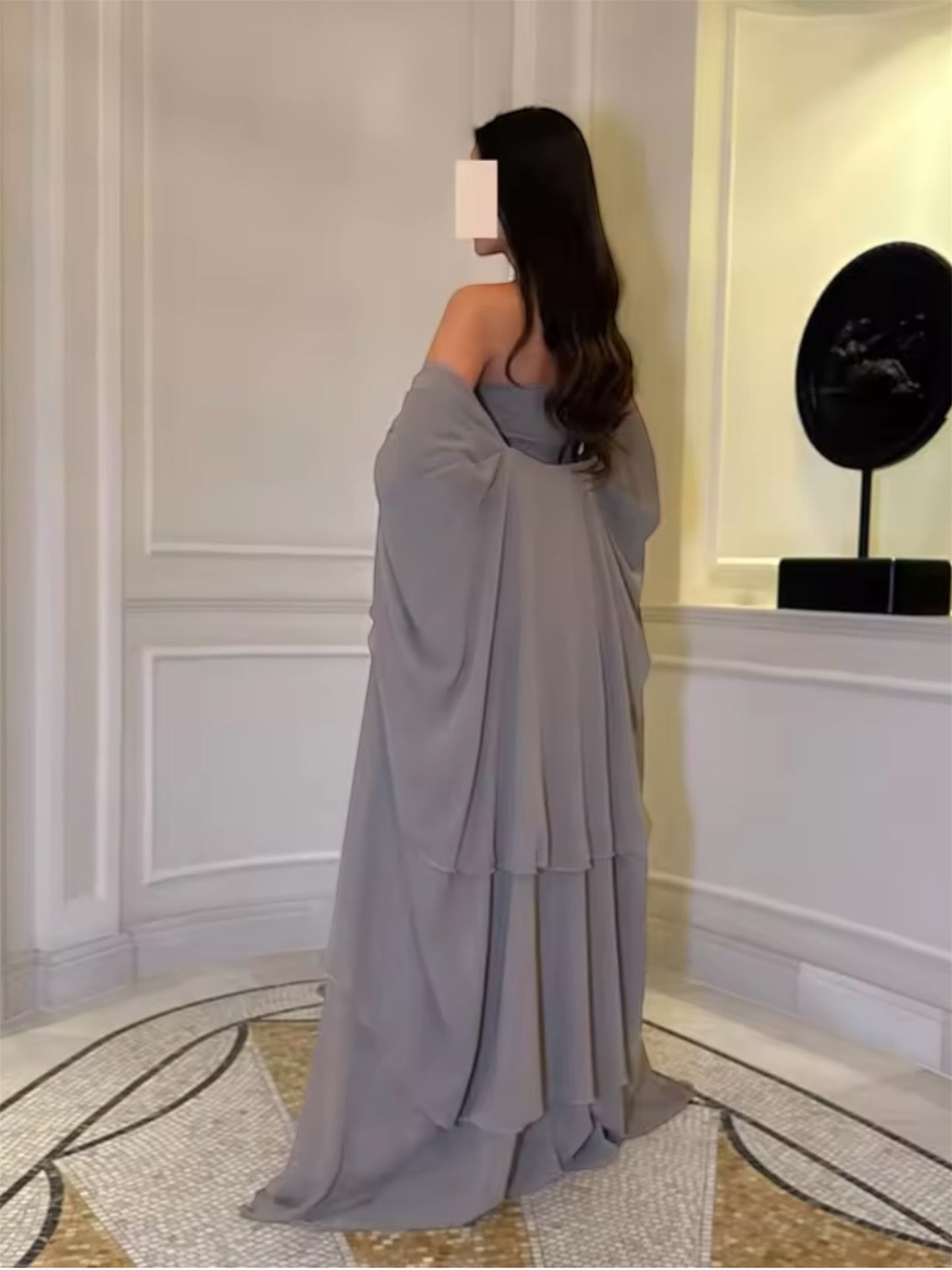 Huda gown